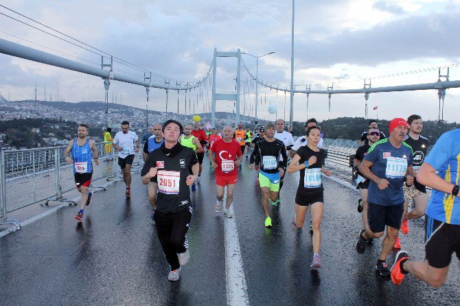 Vodafone 38. İstanbul Maratonu Renkli Görüntülere Sahne Oldu