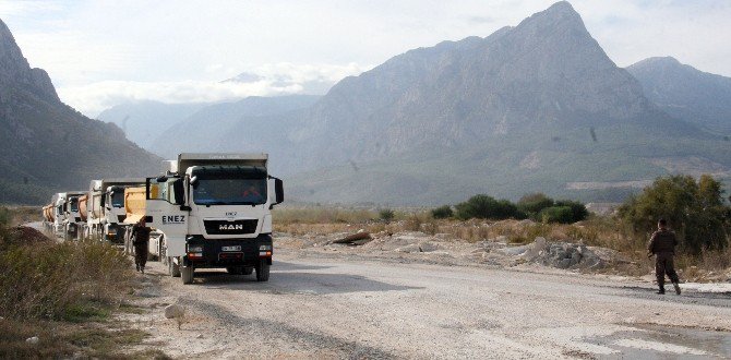 Antalya’da Jandarmaya Ateş Açıldı: 1 Şehit