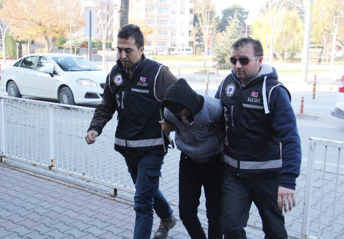 Bolu Polisi Uyuşturucu Satıcılarına Göz Açtırmıyor