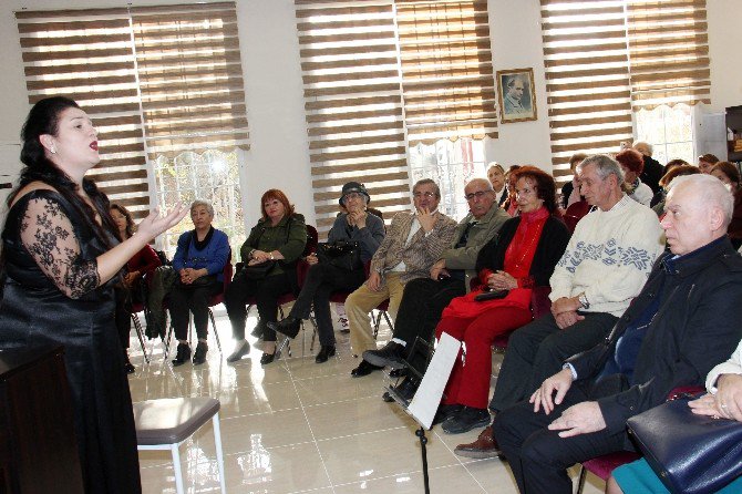 Oran Baharevi’nde Klasik Müzik Keyfi