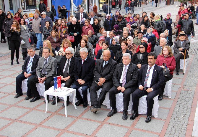 Kadına Karşı Şiddetle Mücadele Gezici Bilgi Merkezi Tır’ı Yola Çıktı