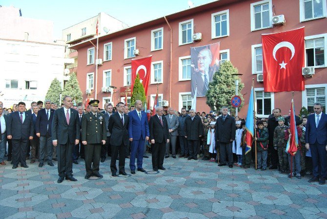 Hayrabolu’nun Düşman İşgalinden Kurtuluşunun 94. Yıldönümü Törenle Kutlandı