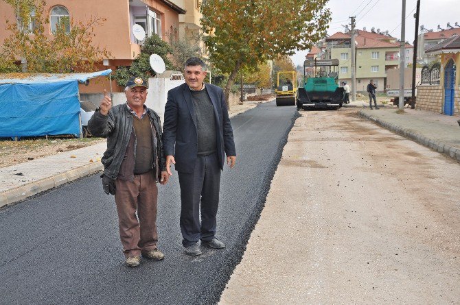 Mimar Sinan Mahallesinde Asfalt Çalışmaları Devam Ediyor