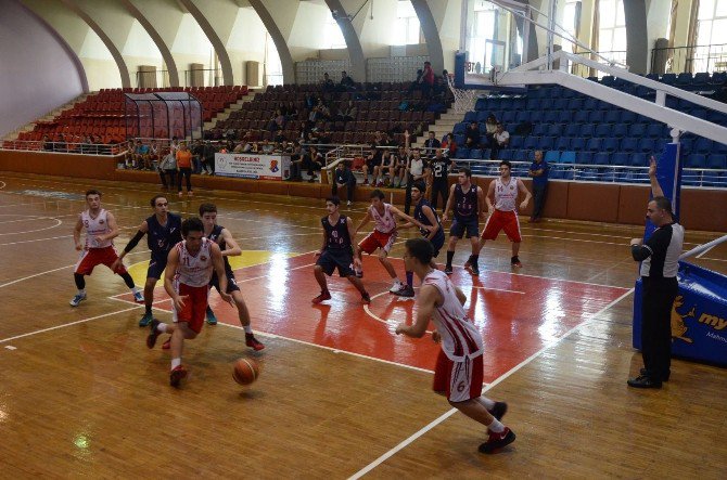 Okullar Arası Basketbol Müsabakaları Başladı