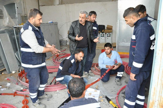 Dicle Elektrik, Personellerine Meslek İçi Eğitim Semineri Verdi