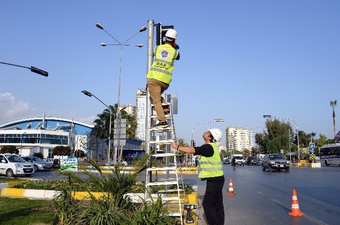 Yenişehir Kampüs Kavşağına Yeni Nesil Ledli Sistem