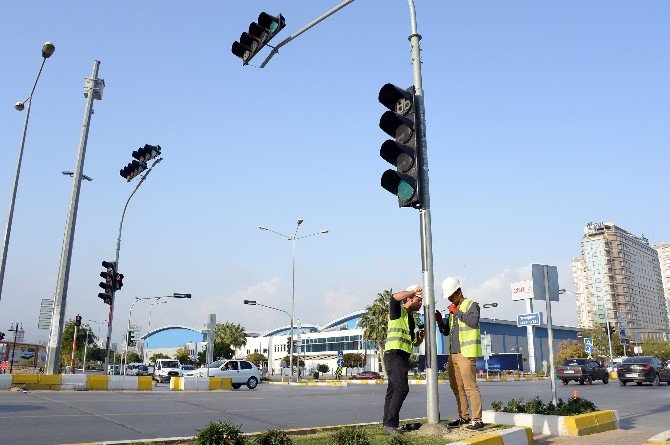 Yenişehir Kampüs Kavşağına Yeni Nesil Ledli Sistem