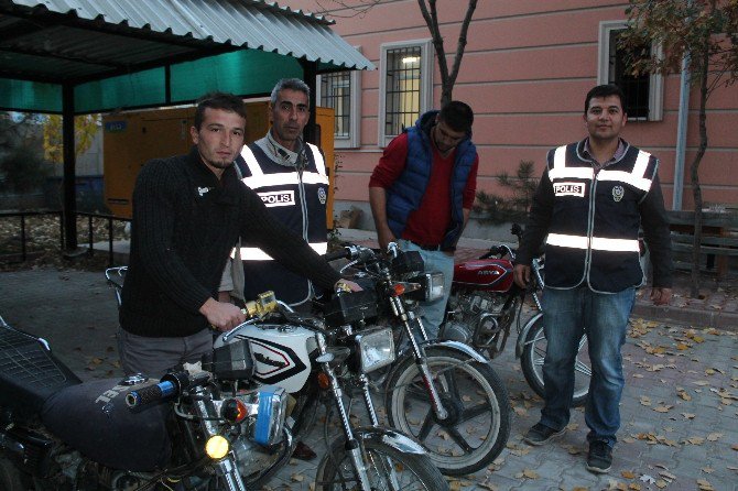 Niğde’de Motosiklet Hırsızları Yakalandı