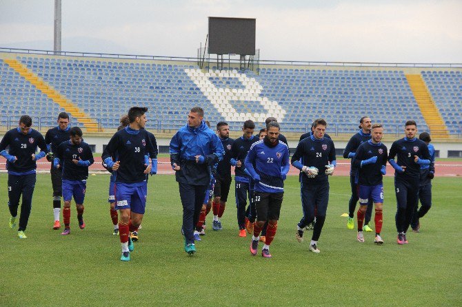 Karabükspor’da Kasımpaşa Hazırlıkları Sürüyor