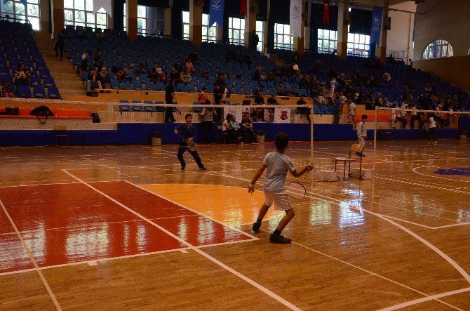 10 Kasım Atatürk’ü Anma Haftası Badminton Müsabakası Sona Erdi