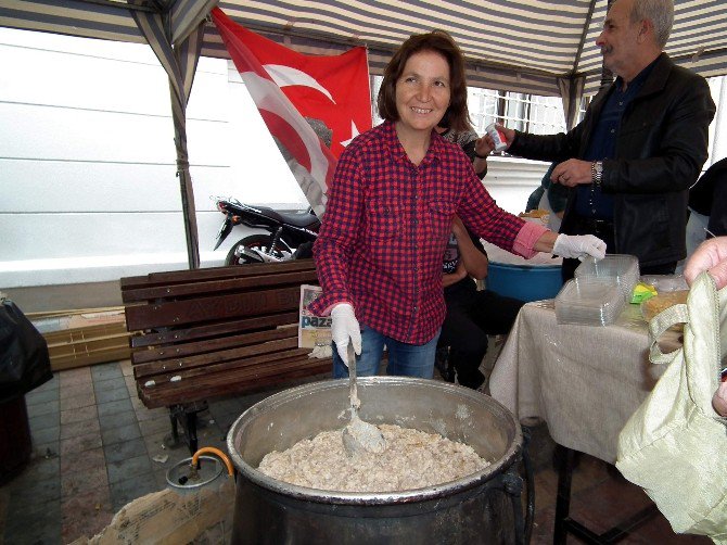 Efeler’de Öğrenciler İçin Kermes Düzenlendi