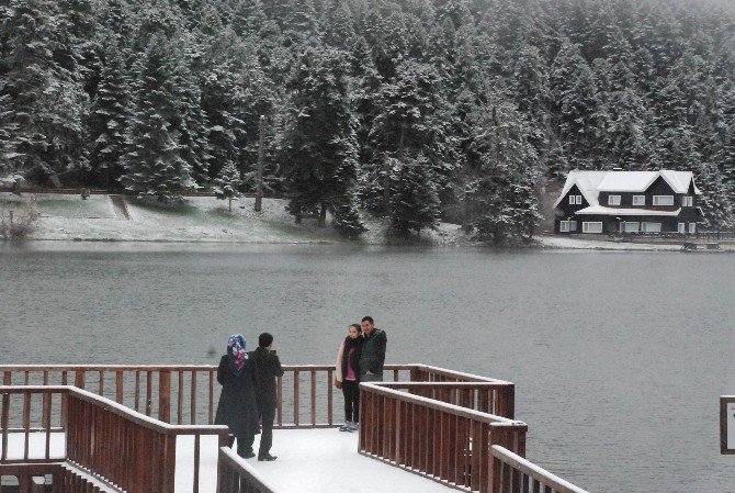 Beyaz Gelinliğini Giyen Gölcük Büyüledi