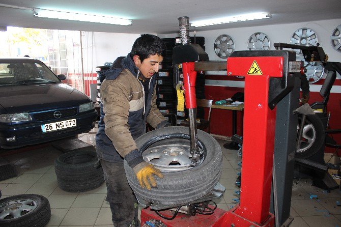 Zorunlu Olmadan Değiştirin