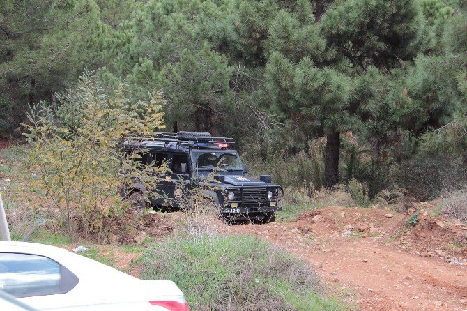 Kartal Ve Sultangazi’de Ormanlık Alanda Polis Uygulaması