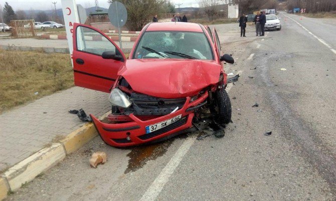 Kastamonu’da Otomobiller Çarpıştı: 5 Yaralı