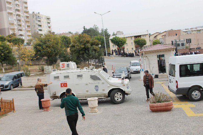 Siirt Belediyesi Eş Başkanı Bakırhan Adliyeye Sevk Edildi