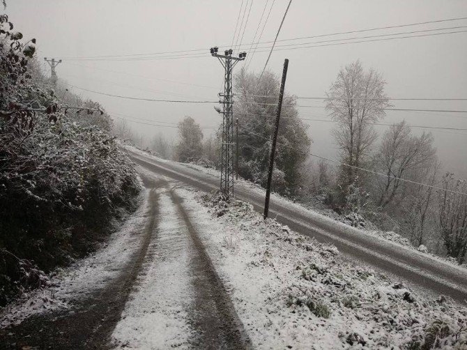 Zonguldak’a Kar Düştü