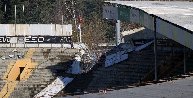 68 Yıllık Stadyum Tarihe Gömülüyor