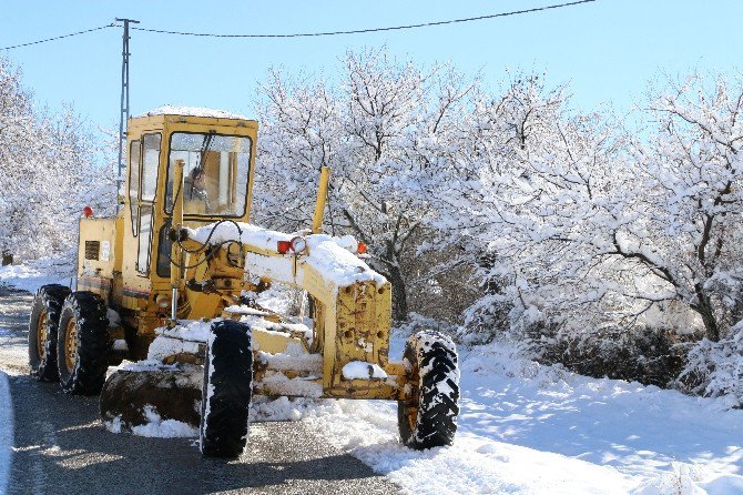 Erzincan’da 97 Köy Yolu Ulaşıma Açıldı