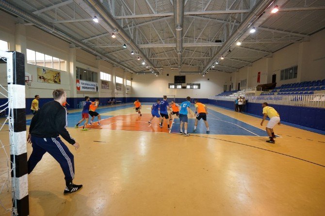 Adıyaman Belediyesi Hentbol Takımı Maç Hazırlıklarına Devam Ediyor