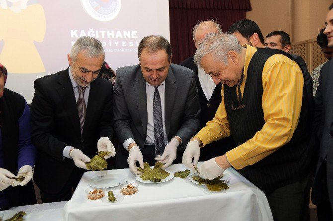 Kağıthane’de "En Çok Kadınla Yaprak Dolma Sarma” Rekoru Kırıldı