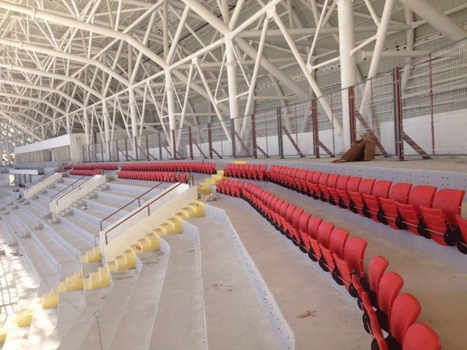 Malatya Arena Stadında Koltuk Monte Edilmesi İşlemine Başladı