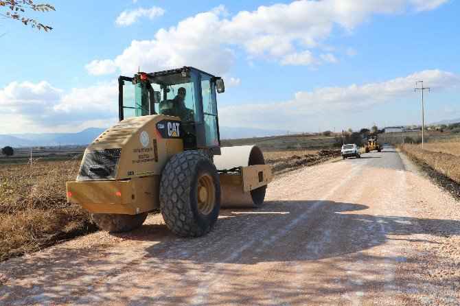 Üçpınar Yolunda İyileştirme Çalışması