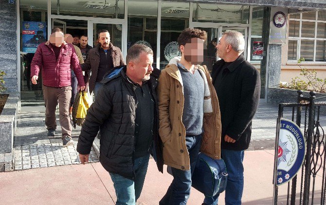 Bylock’tan Gözaltına Alınan 4 Kişi Adliyeye Sevk Edildi