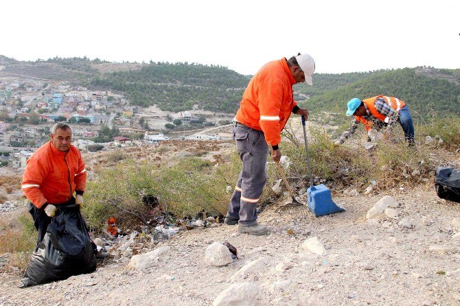 Silifke Kalesi Ve Çevresi Temizleniyor