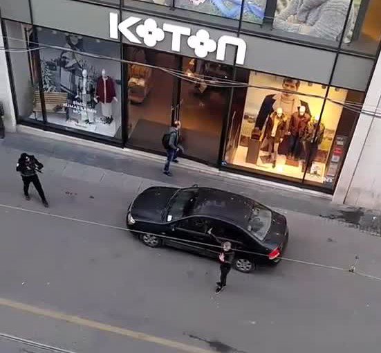 Taksim’deki Silahlı Çatışma Kamerada