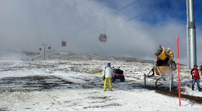 Erciyes’te Kar Sevinci