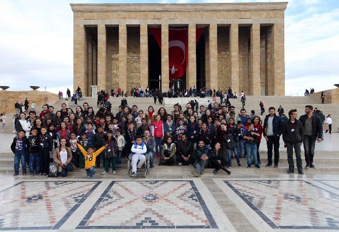 Yenimahalleli Çocuklar Anıtkabir’de