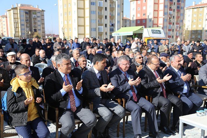 Ereğli’de Toki Şehit Ömer Halisdemir Camisi Hizmete Açıldı