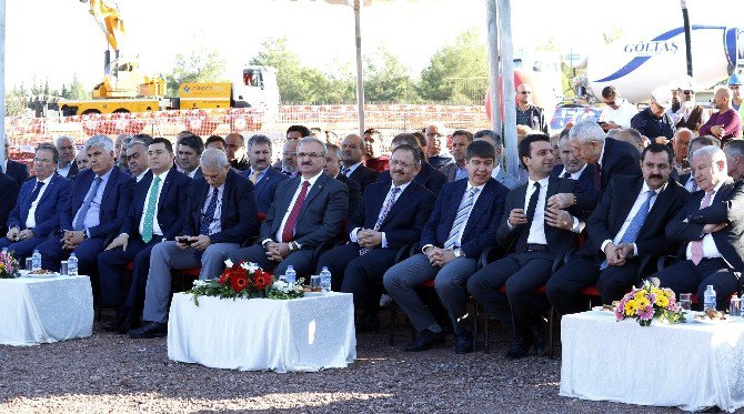 Bakan Özhaseki: “Türkiye Dünyayı Binde 7 Kirletiyor”