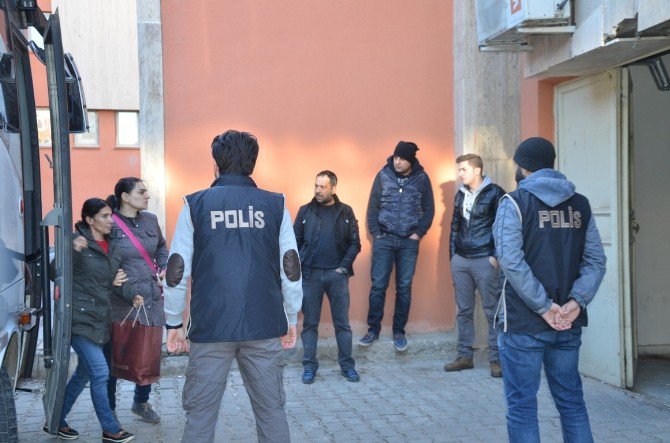 Mardin’de Gözaltına Alınan 31 Dbp’li Adliyeye Sevk Edildi