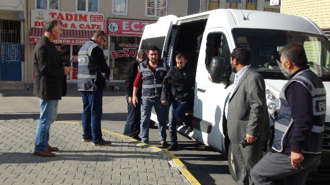 1,5 Milyon Dolarlık Gaspın Zanlıları Polis Çıktı