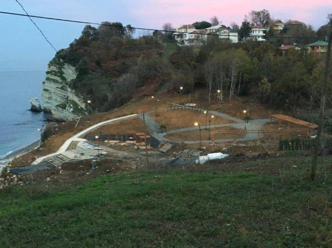 Akçakoca Kadınlar Plajı İnşaatı Tamamlanıyor