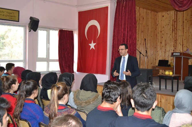 Taraklı’da Öğrencilere ‘Hayatımız Sınav’ Semineri