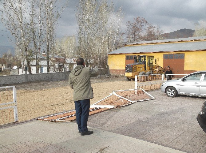 Varto’da Yollar Sıcak Asfaltla Tanışacak