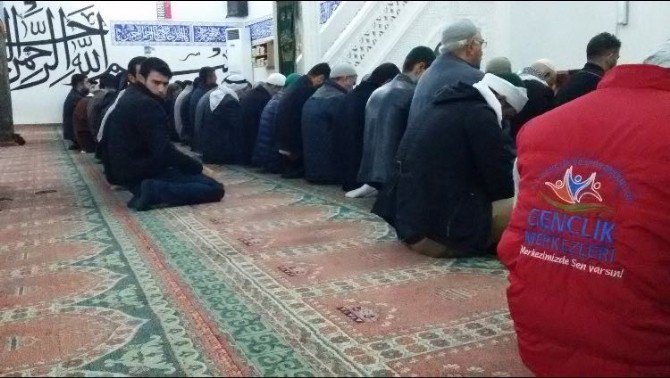 Siverekli Gençler Sabah Namazında Buluştu