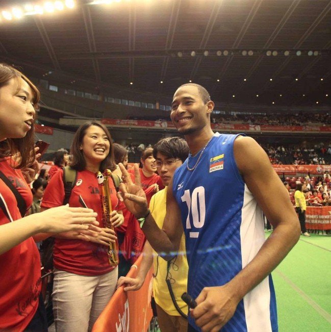 Venezuela Voleybol Milli Takım Oyuncusu Afyonkarahisar’da Hayatını Kaybetti