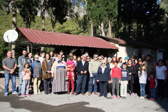 Antalya’da Güzergahı Değiştirilen Otobüs Seferi İçin İmza Kampanyası