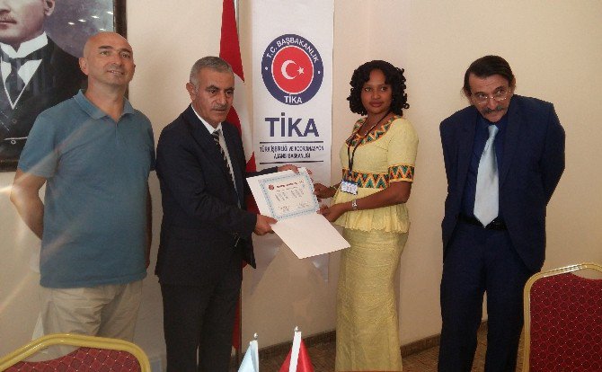 Tika’dan Gine Turizm Personeline Eğitim