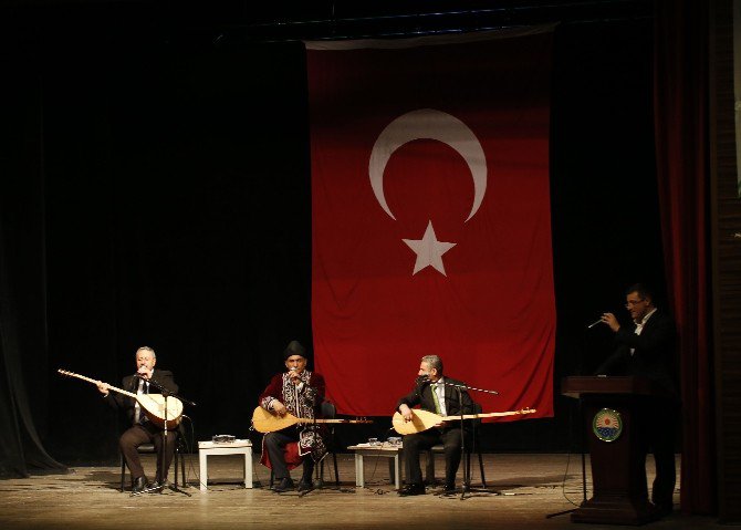 ‘Aşıkların Dilinden 15 Temmuz’ Etkinliğine Yoğun İlgi