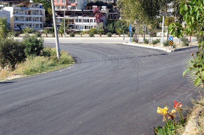 Büyükşehir Belediyesi, Yol Bakım Ve Asfalt Çalışmalarını Sürdürüyor