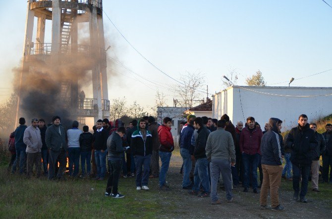 Borçtan Suları Kesilen Mahalleli Eylem Yaptı