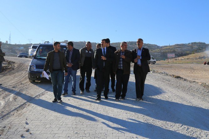 Başkan Ekinci Yol Çalışmalarını Yerinde İnceledi