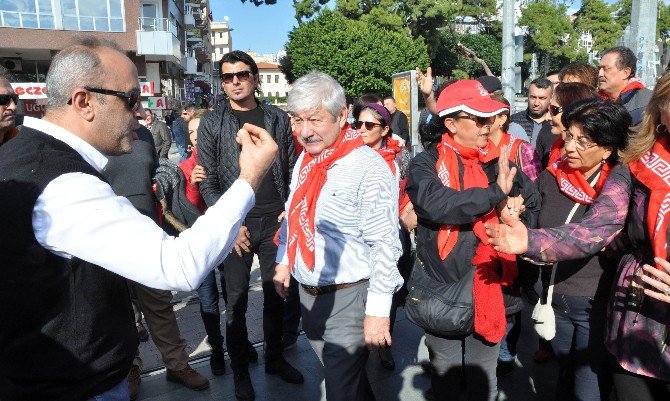 Antalya’da Chp’lilerden ’Yasa Tasarısı’ Protestosu