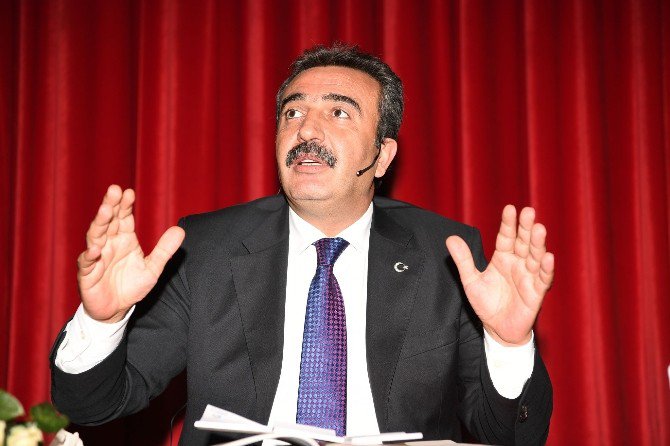 Çetin: "Çukurova Çalışıyor, Adana Kazanıyor"