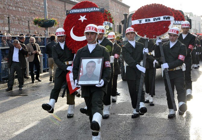 Fırat Kalkanı Şehidi Son Yolculuğuna Uğurlandı